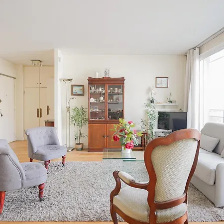 Apartment Parisian Elegance And Charm
